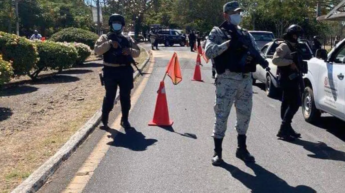 Hallazgo de bolsas con restos humanos en Colima